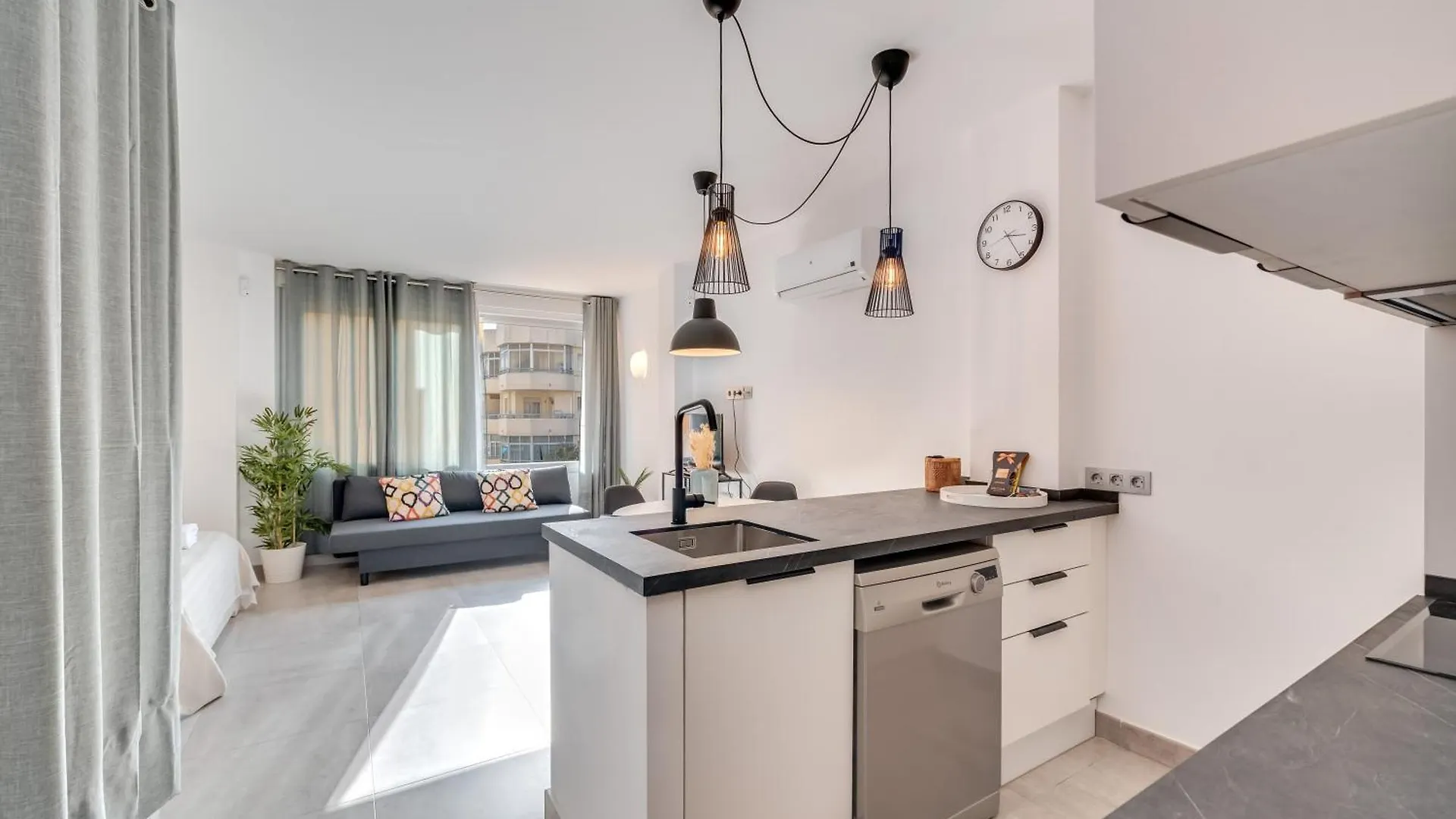 アパート Impresionante Loft En Pleno Centro De Marbellaアパートメント