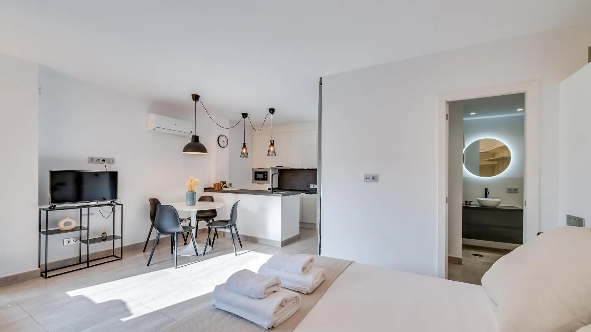 Impresionante Loft En Pleno Centro De Marbellaアパートメント アパート マルベーリャ