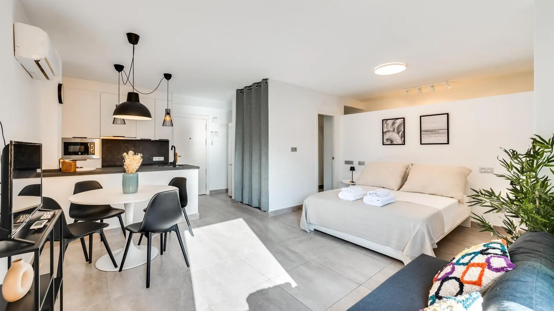 Impresionante Loft En Pleno Centro De Marbellaアパートメント スペイン
